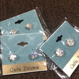 FREE PAIR OF EARINGS WITH EVERY PURCHASE